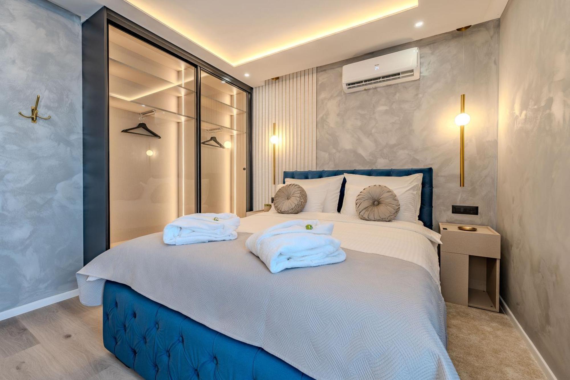 Emma Platinum With Heated Pool, Jacuzzi And Sauna Apartment *