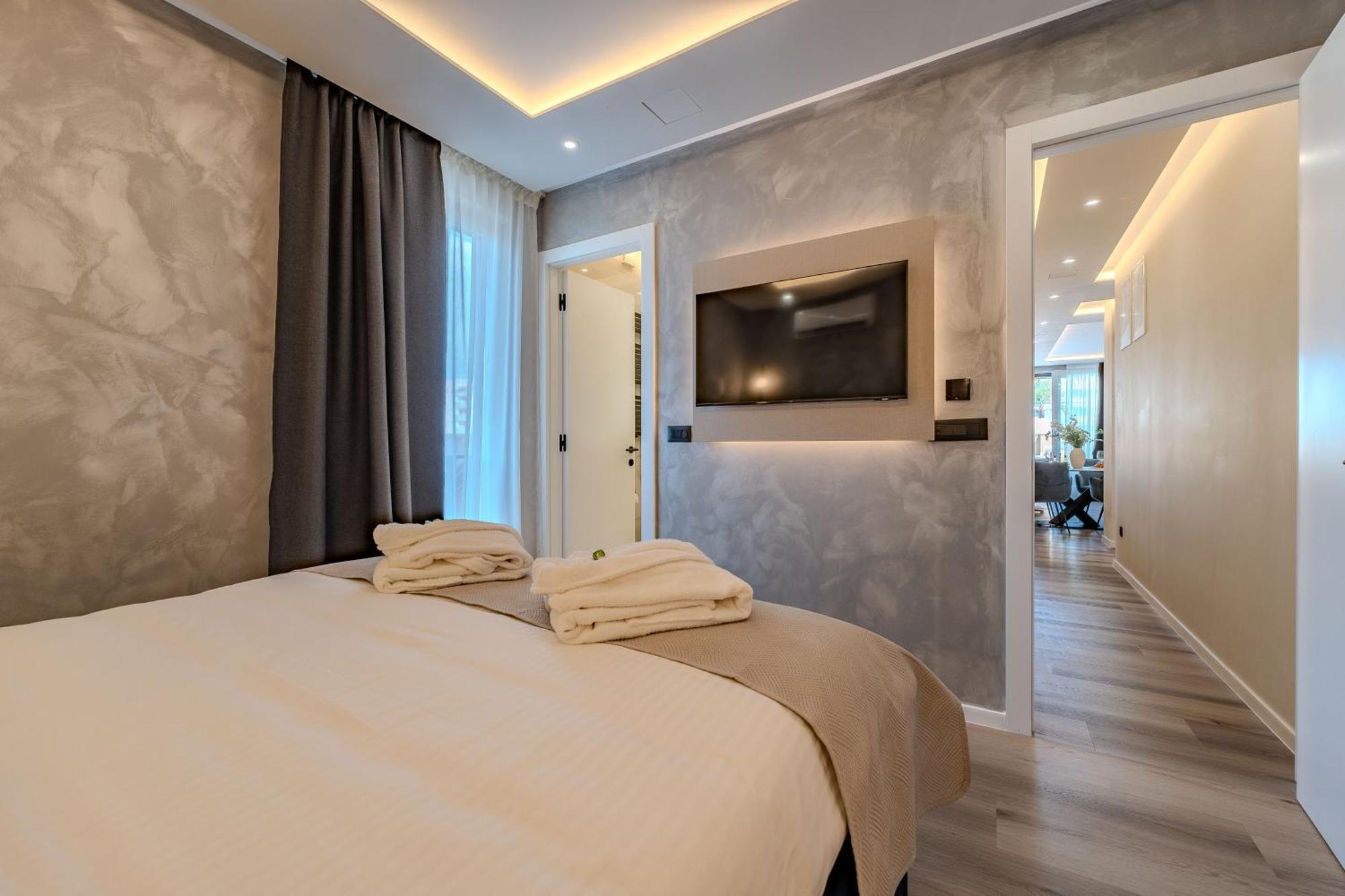 Emma Platinum With Heated Pool, Jacuzzi And Sauna *